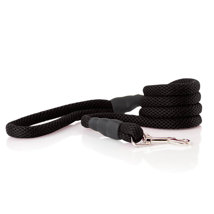Black Mesh Lead
