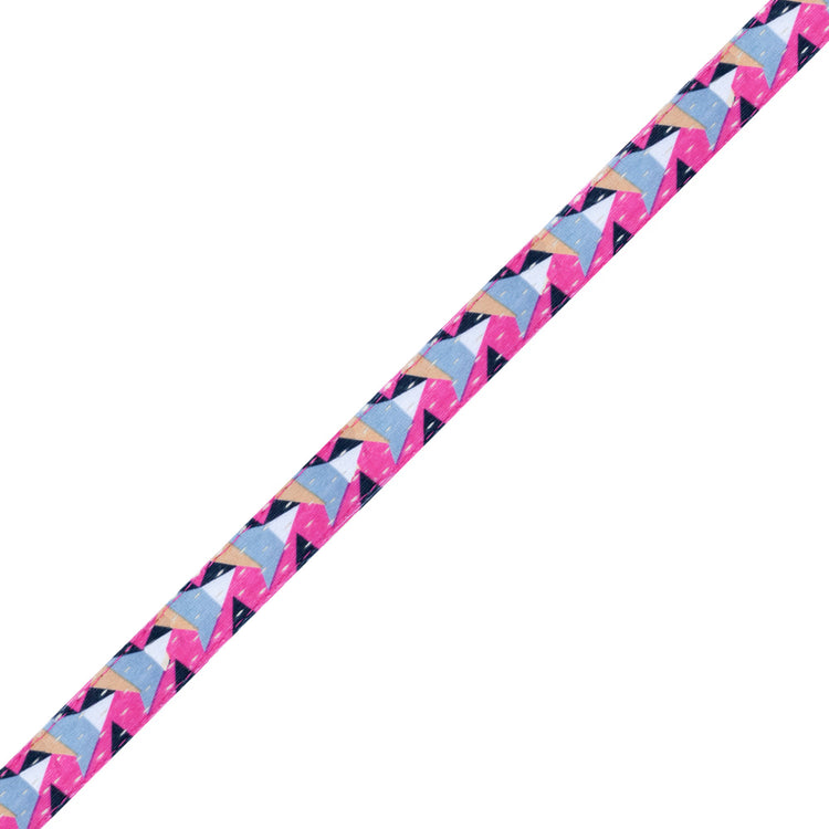 Pink Geometric Lead